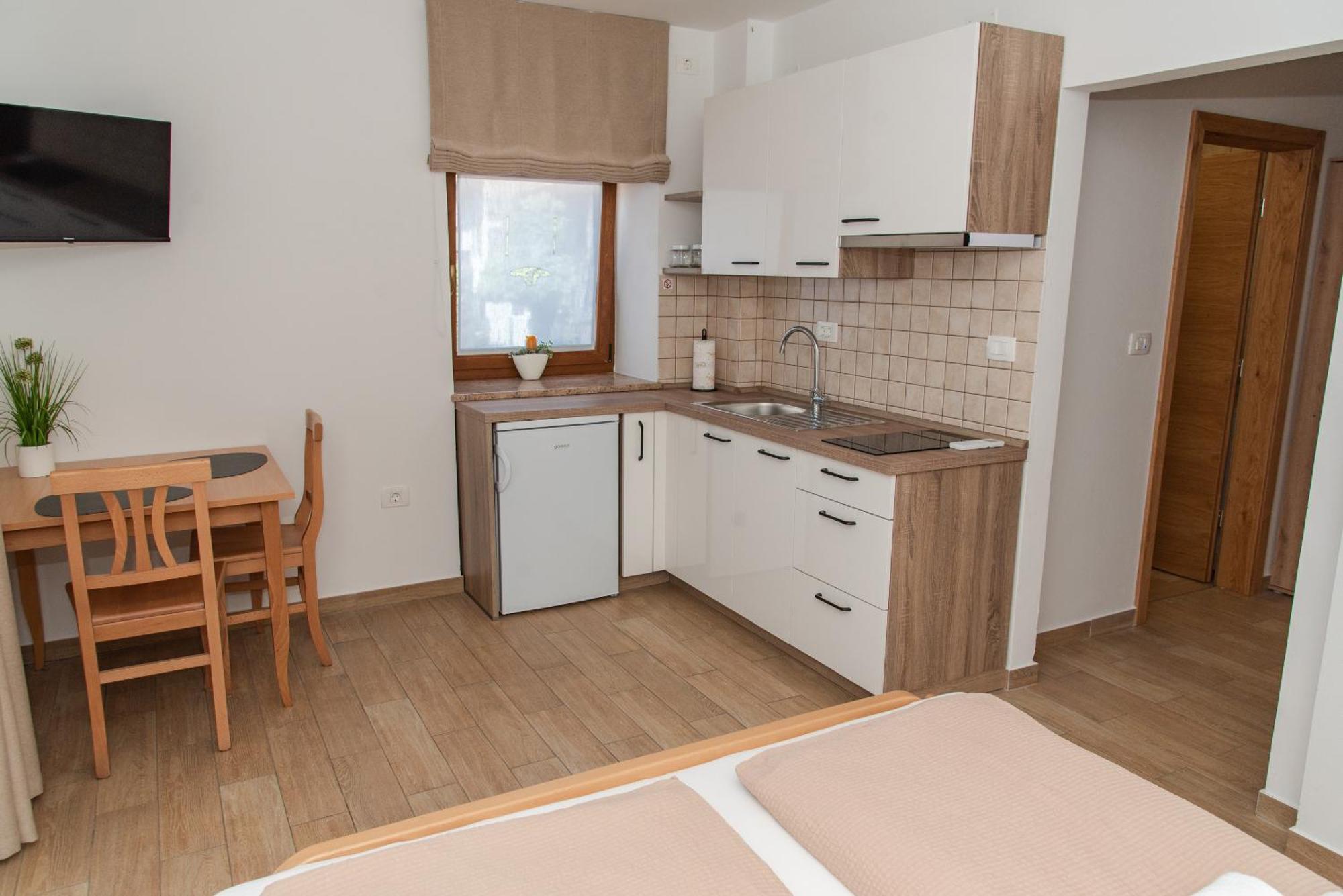 Apartmaji Tinta Kanal Eksteriør bilde